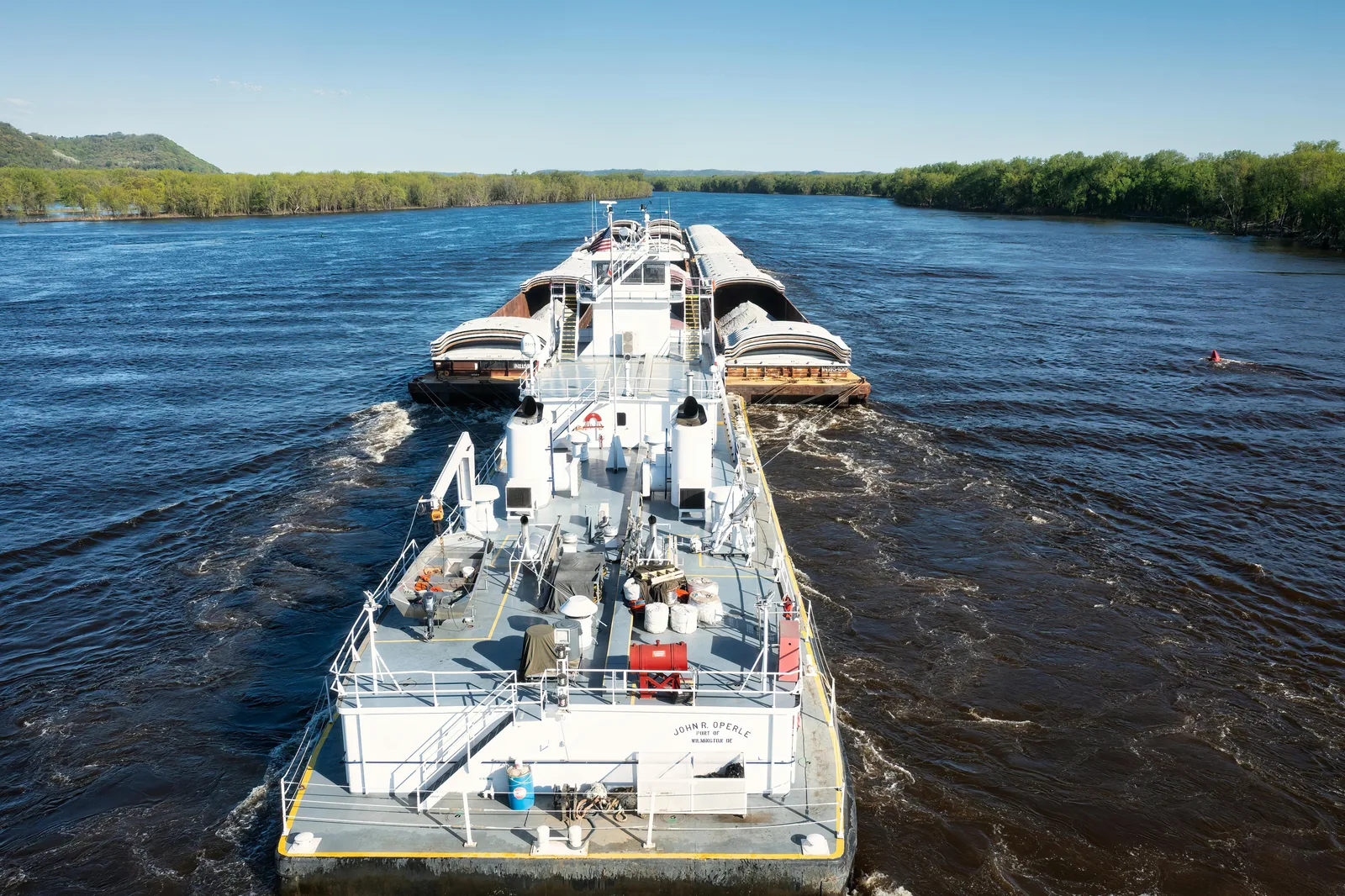 Navegação em rio da Amazônia