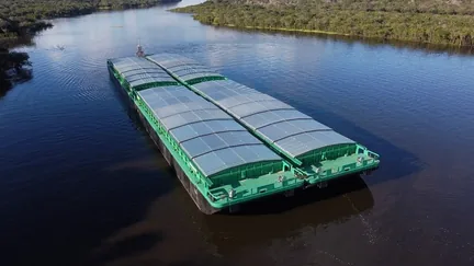 Supervisão de construção de barcaça graneleira acompanhada pela Nordmar Engenharia Naval